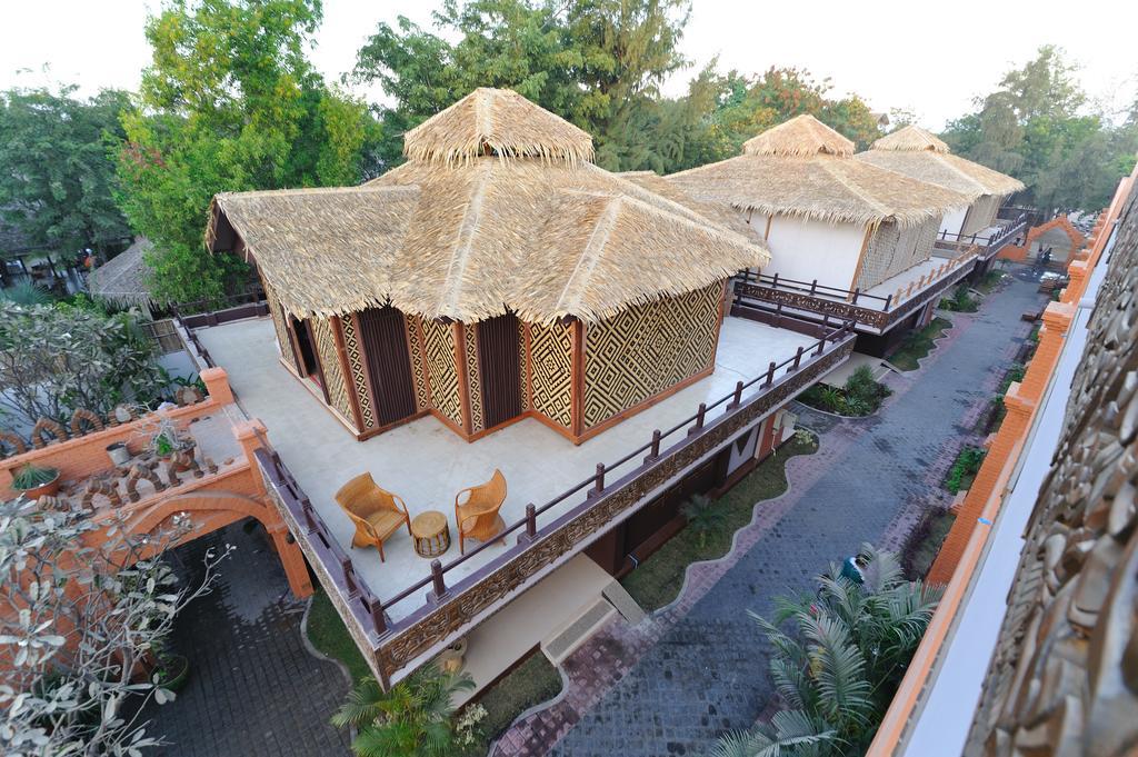 Bawga Theiddhi Hotel Баган Екстериор снимка